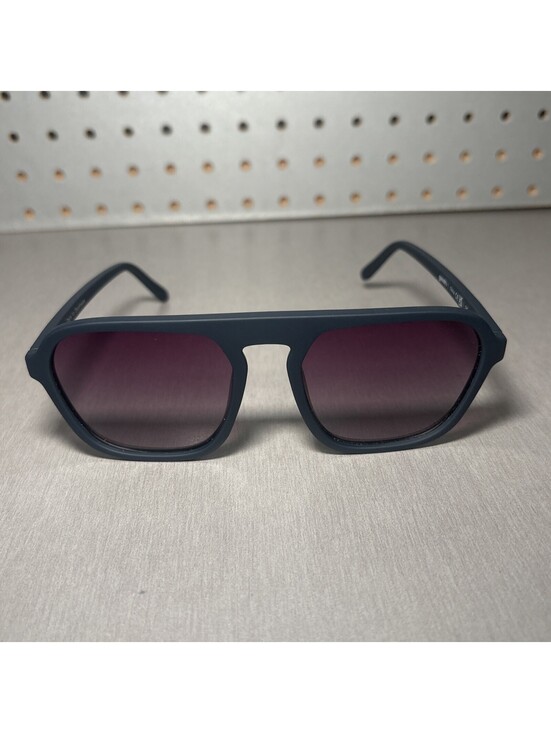 Goodr Other - GOODR Sunglasses Retro G Blue Frames Deja Vu Daydream Purple Lenses Sunnies